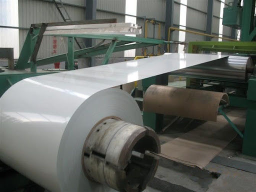 AZM150+/-20 PPGL RAL9003 Single White PPAL CS-B Gekrompen dakpaneel tegels Kleurplaat spoel voorgeschilderd Aluzinc staal