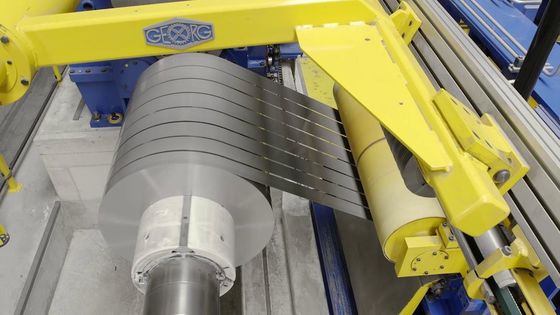 JIS G3321 / ASTM A792M G90 G550 G350 Zinkcoating gegalvaniseerd stalen splitsband / Gi smalle spoel zeevaardig exportpakket