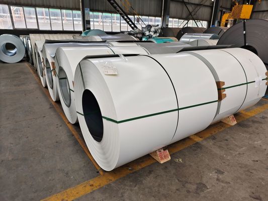 RAL9002 Witte stalen spoel gebruikt voor rollende deur geverfde gegalvaniseerde Z100 spoelen strips